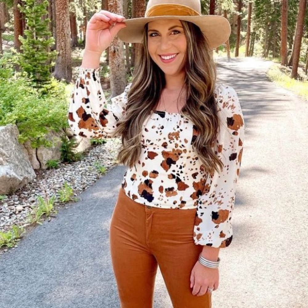 Buddylove - Cow Print - Long Sleeved Crop Top